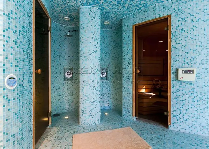 In Near Popular וילה *