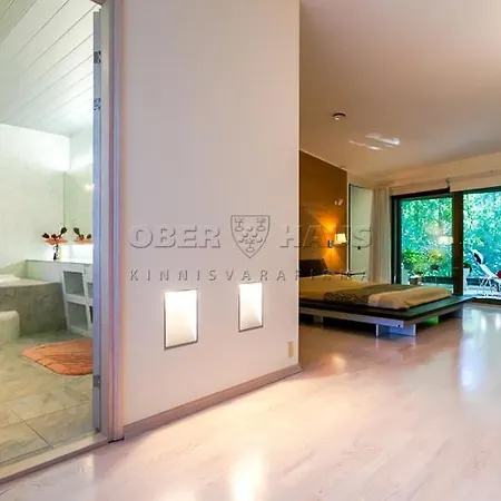 In Near Popular * Tallin